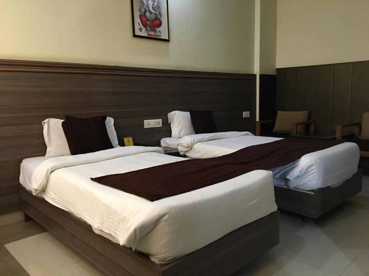 Hotel Trihari Rishīkesh Exterior foto
